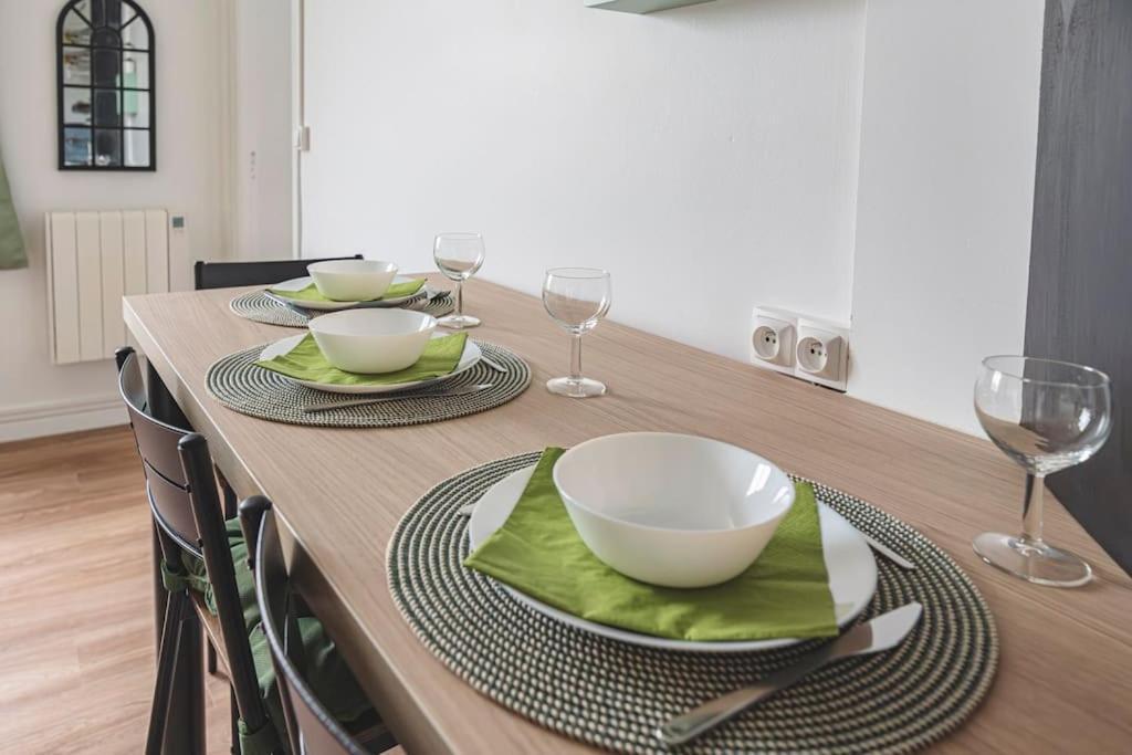 La Riviere, Appartement 3 Personnes Isles-sur-Suippe エクステリア 写真